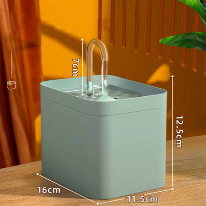 Distributore d'acqua automatico per gatti