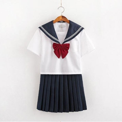 Uniforme scolastica da ragazza